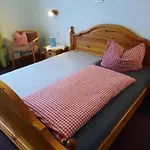 Landgasthof Rotlipp Gaestezimmer Hotel *