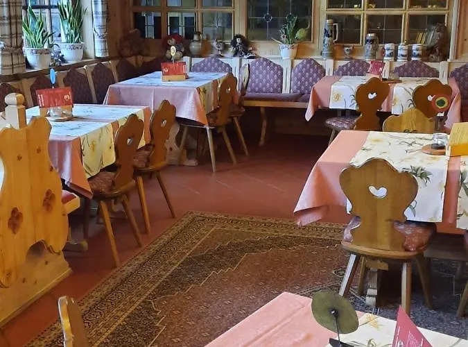 Landgasthof Rotlipp Gaestezimmer Szálloda Ortenberg